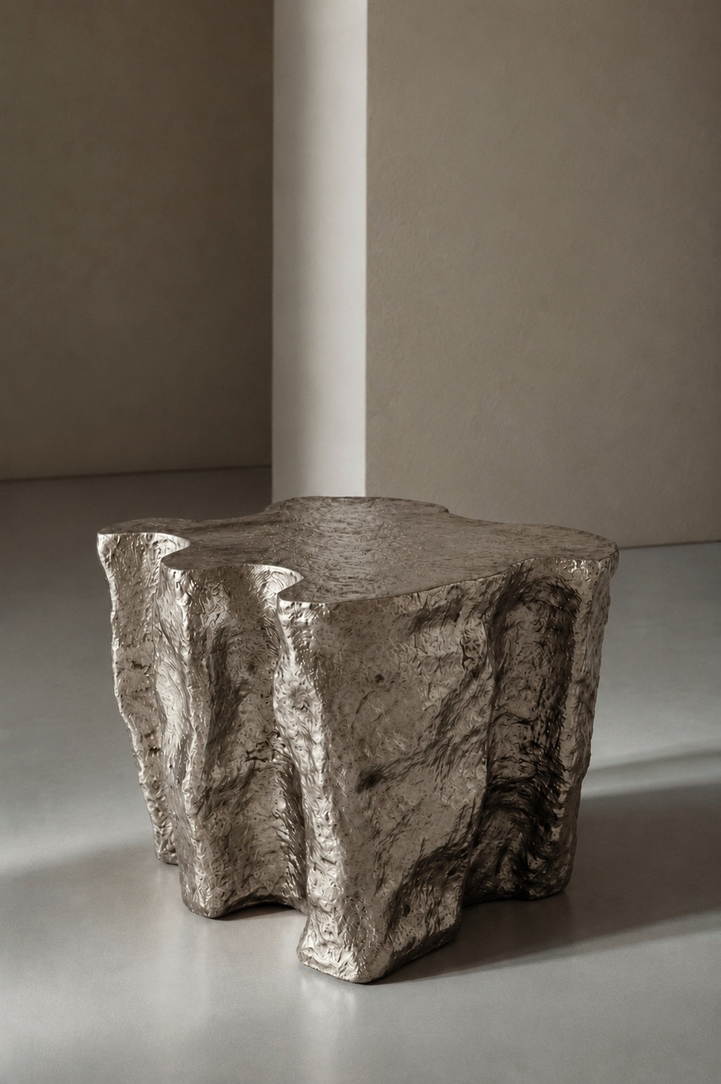 La Terre Sculptural Yan Sehpa